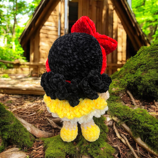 Snow White Crochet Plushie & Finger Puppet | Disney Inspired Handmade Amigurumi